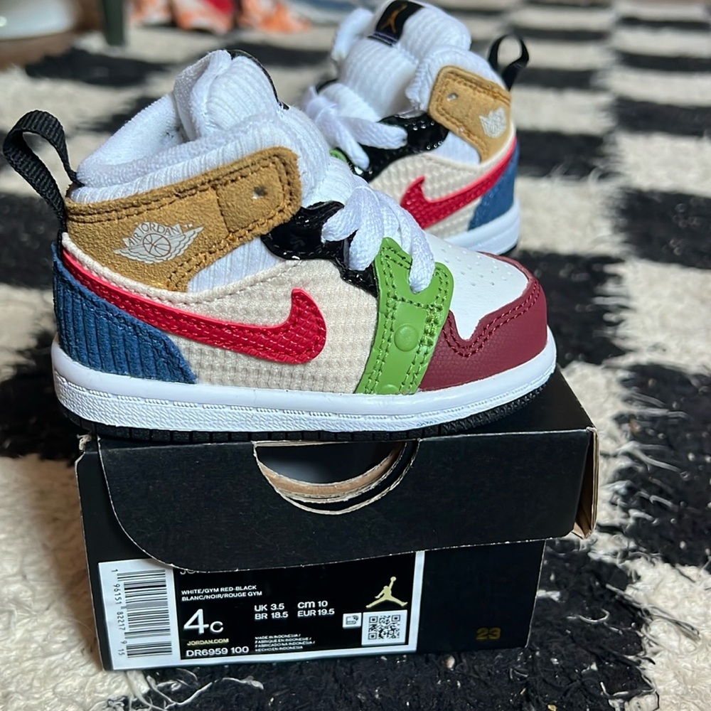Jordan sneakers 4C
